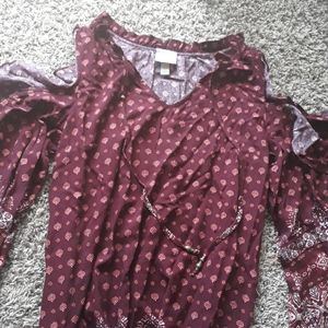 Knox Rose size large long sleeve cold shoulder top